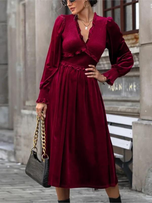 2025 Red Velvet V-neck Long Dress Elegant Vintage Prom Party Dress