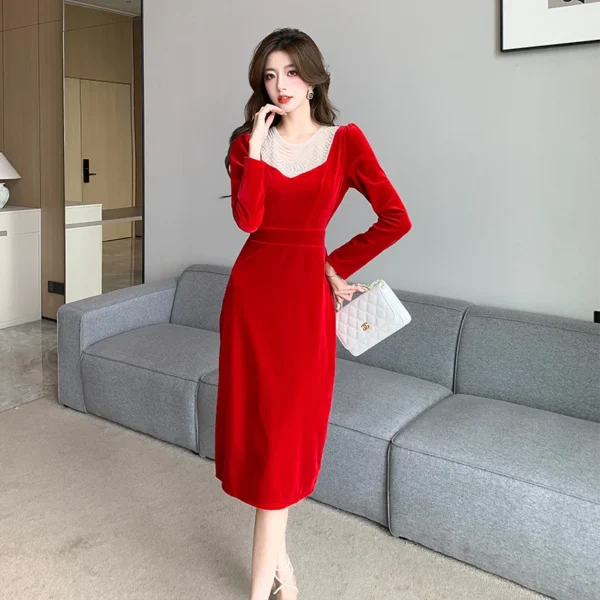 Red Prom Dresses: Elegant Velvet Beaded Midi Dress for Women