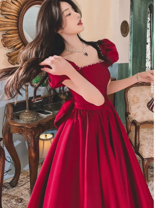 Elegant Off Shoulder Red Puff Sleeve Wedding Party Long Dress - Image 5