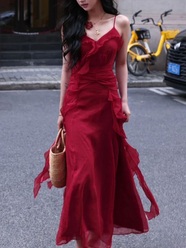 Red prom dresses with ruffles, strapless, elegant Y2K autumn party style