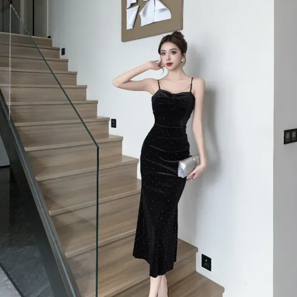 Vintage Sexy Red Spaghetti Strap Velvet Slit Bodycon Prom Dress - Image 6