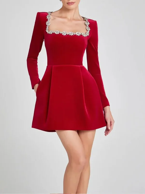Elegant red prom dresses with square neck, shoulder pads, and A-line - Image 2