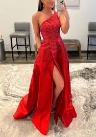 One-Shoulder Red Prom Dresses